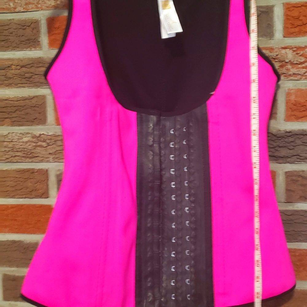 Ann Chery 38D or Size L true to size waist trainer, corset, gym cincher.